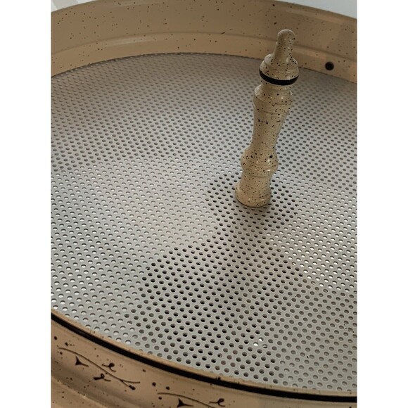 Vintage Beige Gold Bouillotte Style Tole Lamp + Shade Underwriter’s Laboratories - Picture 10 of 12